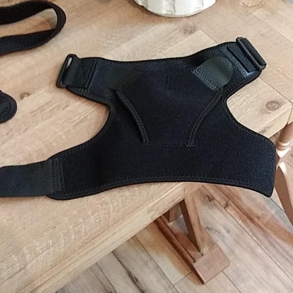 NWOT Black Neoprene Shoulder Stability Adjustable Brace Support Strap - Picture 13 of 17